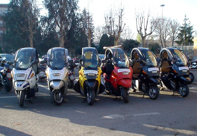 BMW C1 del club alla Befana Benefica di Milano, 2005.