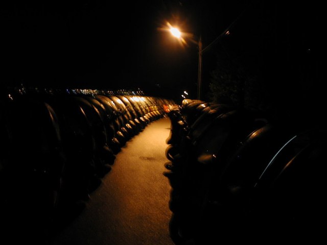 Le C1 nel parcheggio notturno del raduno svizzero, giugno 2004.
